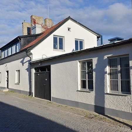 Visby Innerstad Laegenheter & Rum Exterior photo